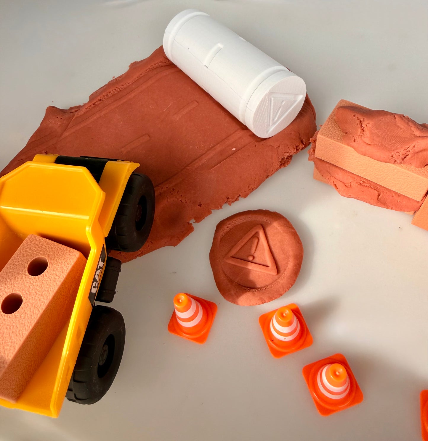 Construction Dough Kit